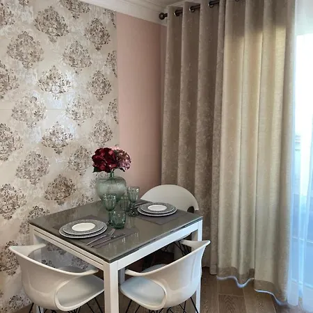 דירה With Swimming Pool 60 Meters Near The *
