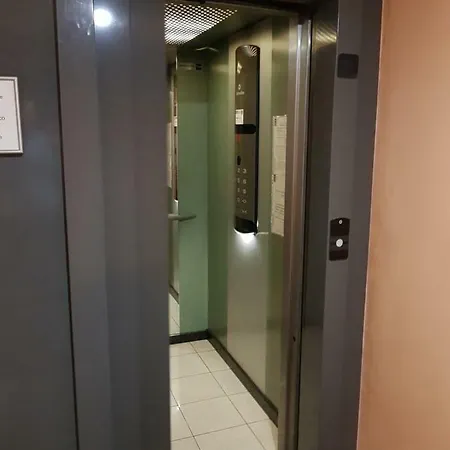 With Swimming Pool 80 Meters Near The Apartment Nice